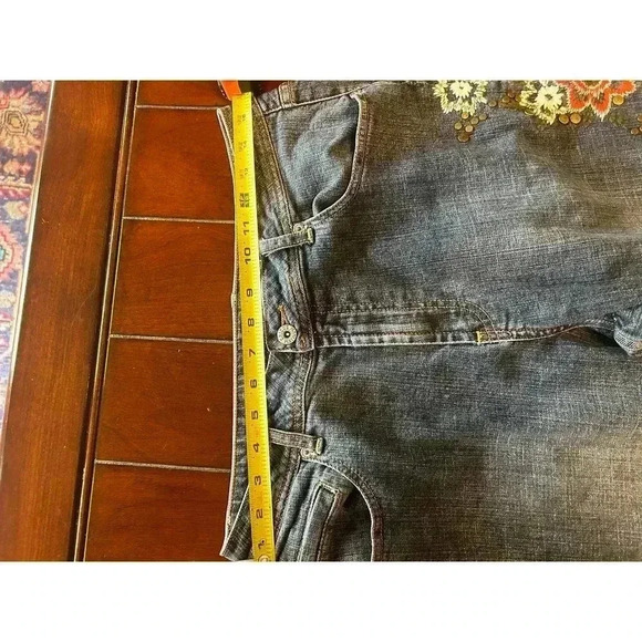 CHICO’S Platinum Bootcut Embroidered Metal  Studded Jeans Size 10 - Picture 7 of 9